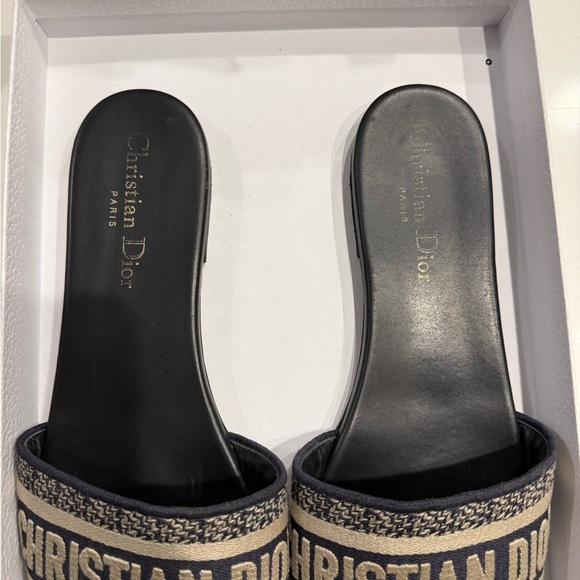 Authentic dior dway sandals slides - Picture 8 of 8